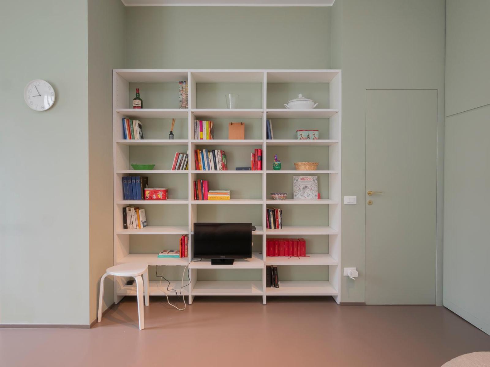 Xenia - Attic In San Siro Area Milan